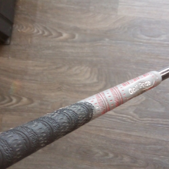 Titleist 917D3 driver - Picture 3 of 11